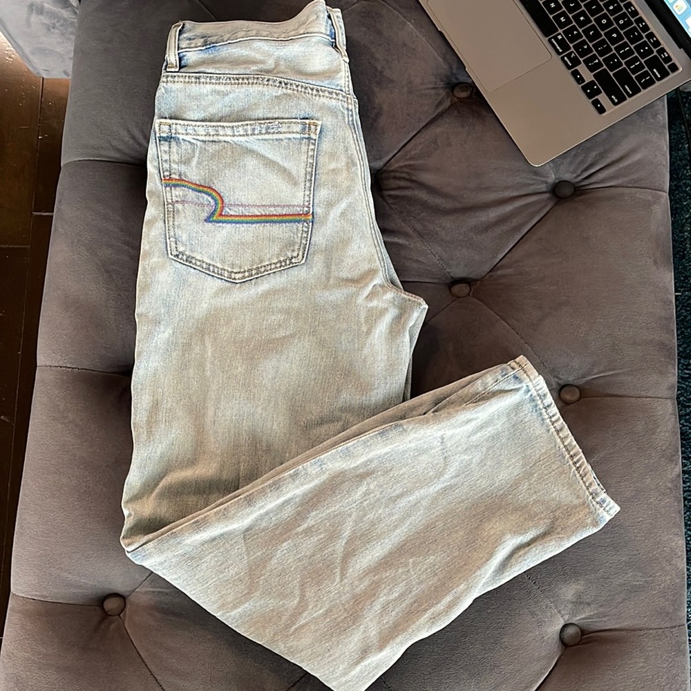 American Eagle mom jeans